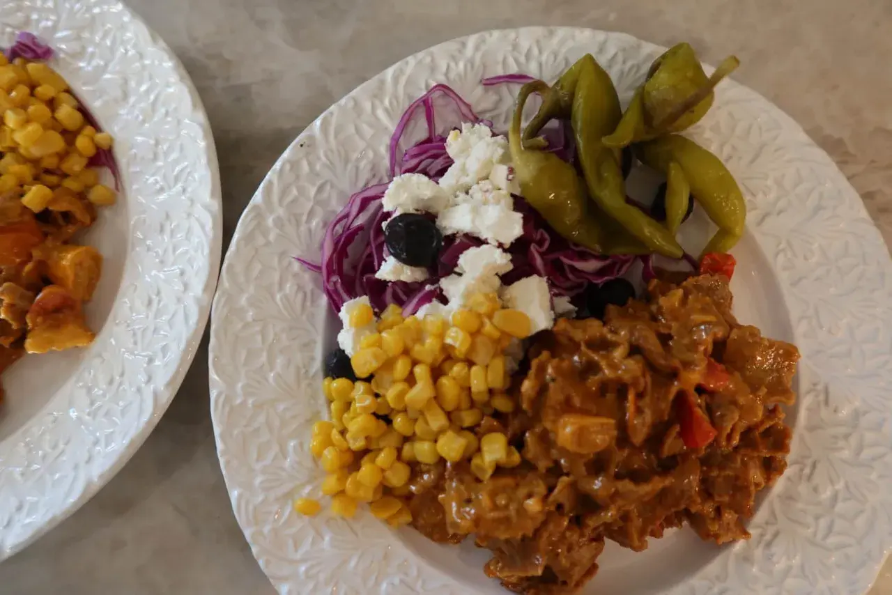 Krämig kebabgryta med ris på 30 minuter