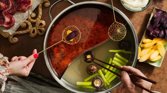 Hot pot hemma - så lyckas du med buljong och tillbehör